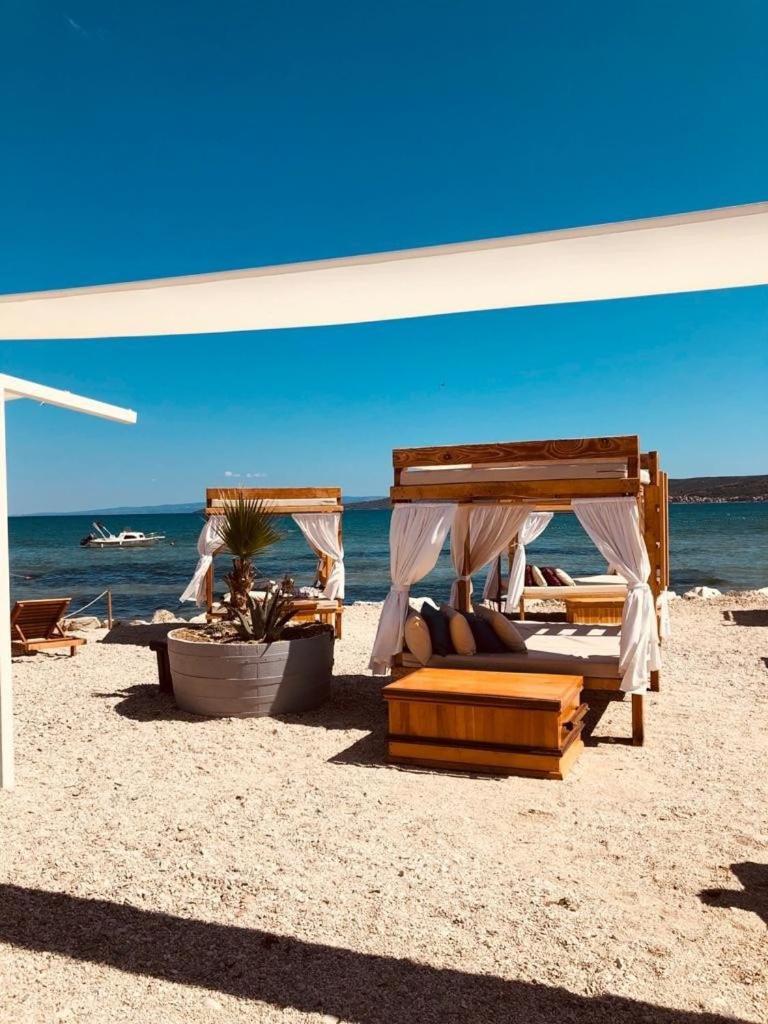 Villa Fides With Private Pool, Garden And Sea View Kaštel Novi 外观 照片
